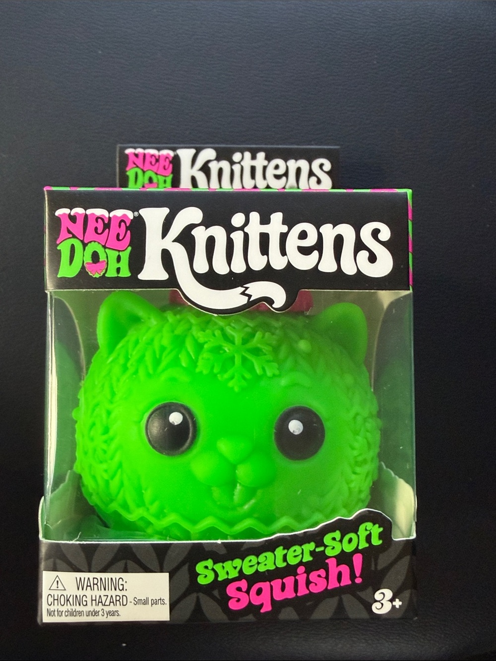 NIB 100% Auth NeeDoh Knittens Sweater-Soft Squish- Green
